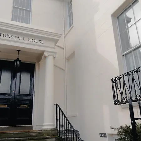 Tunstall House Cheltenham Exterior photo
