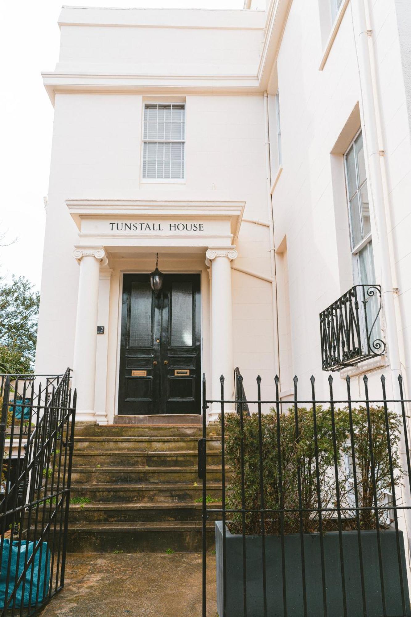 Apartment Tunstall House Cheltenham